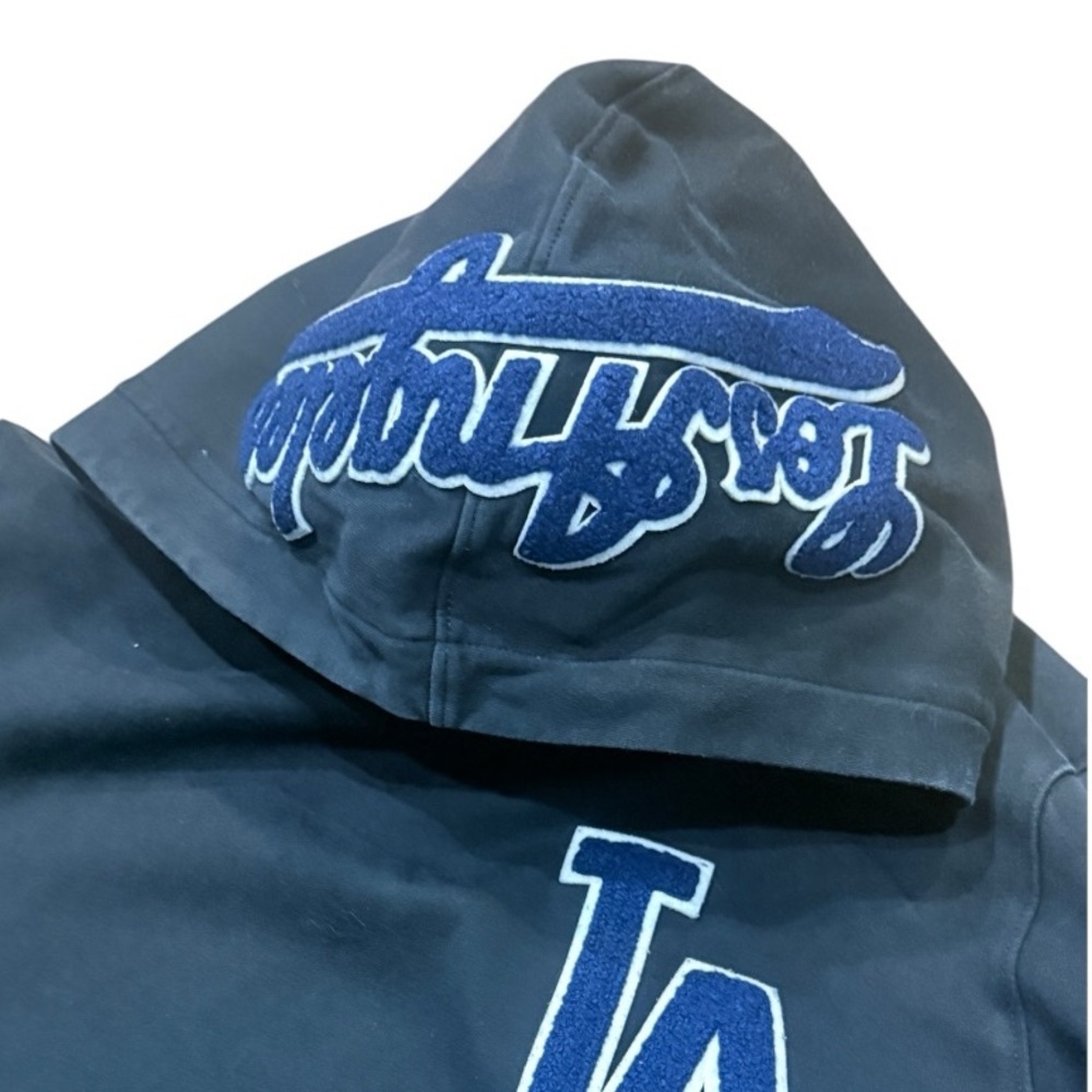 Pro Standard Los Angeles Dodgers Classic Chenille men's pullover hoodie in black - Picture 9 of 10